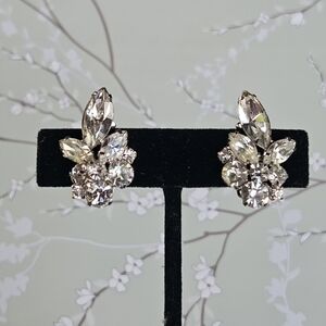 Vintage Weiss Crystal Earrings